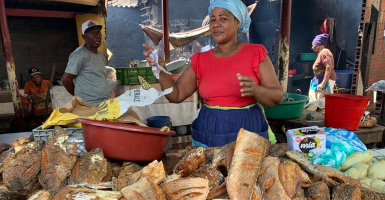 Cartagena define la hoja de ruta para el traslado del mercado popular de Bazurto y la transformación urbana del sector