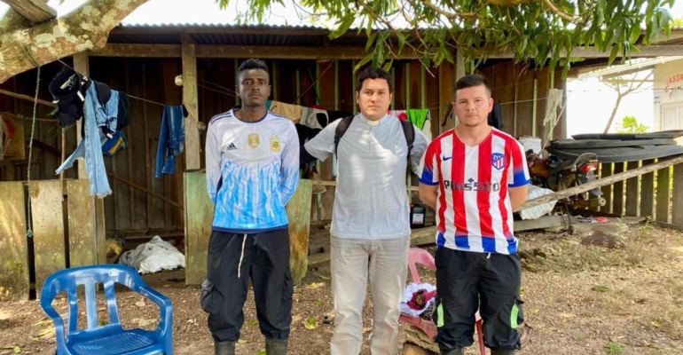 Atención: vuelven a secuestrar a los dos soldados que habían sido liberados hace algunas horas en La Macarena (Meta); exigen libertad de capturada