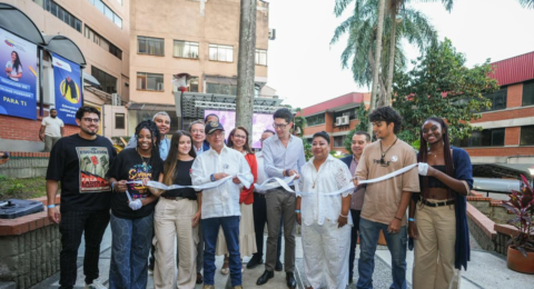 ¿Por qué la universidad gratuita que inauguró el presidente Gustavo Petro para la ladera de Cali generó polémica? Esto señalan defensores y opositores