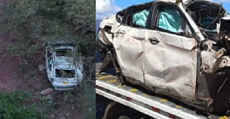 Camioneta de turistas rodó 20 metros al cañón de Sogamoso: se bajaron del vehículo para mirar los paisajes y habrían dejado el carro sin freno de mano