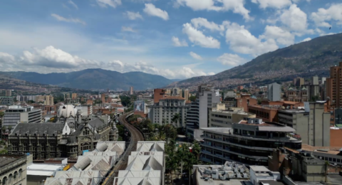 Ciudadano estadounidense habría sido asesinado por su pareja sentimental en Medellín en medio de una riña: los detalles del caso