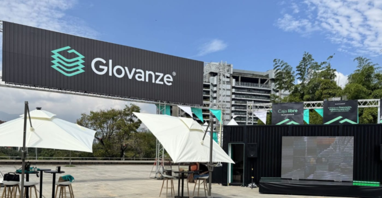Glovanze: una plataforma para empresas de todo nivel que construye puentes para impulsar el crecimiento por medio de la simplificación y precisión