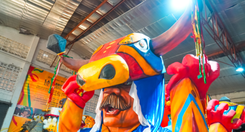 Carnaval de Barranquilla 2026: carrozas de más de 10 metros rodarán este sábado por la Vía 40 en la Batalla de Flores