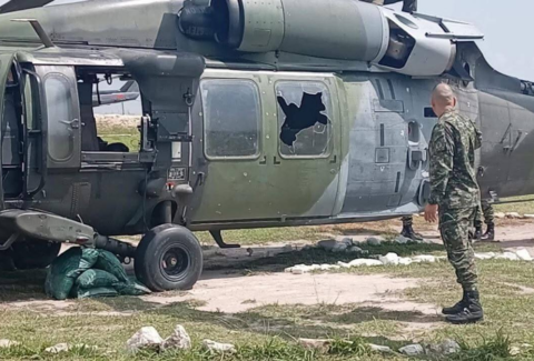 Ataque armado contra helicóptero del Ejército deja al menos 14 soldados heridos en el sur de Bolívar: autoridades investigan quién atacó la aeronave