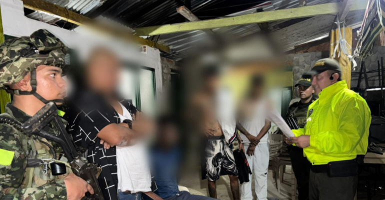 El Eln le iba a enviar armamento a la banda 'Shottas' de Buenaventura: así, la Policía frustró el traslado en zona rural de la ciudad puerto del Valle