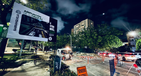 Día y noche avanza la ampliación de la calle 82 en el norte de Barranquilla: trabajos nocturnos buscan agilizar la entrega de la vía