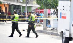 Transportador escolar fue asesinado en Barranquilla cuando dejaba a su nieta en casa: crimen reaviva alerta por presión en el sector de los chóferes