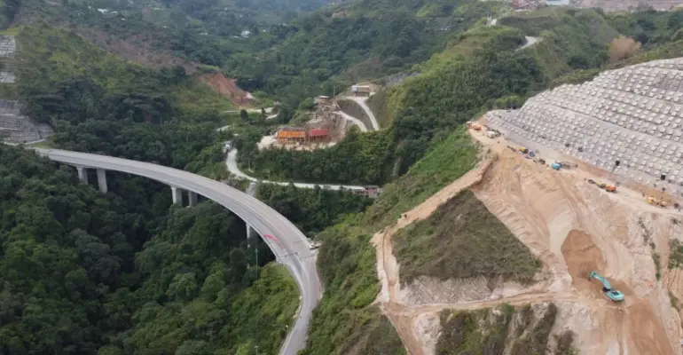 ¿Cómo está la movilidad en el polémico sector de Las Areneras? El estado actual de las obras en la 4G Pacífico 1 en el Suroeste antioqueño