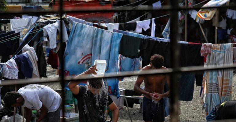'La paz en Buenaventura dependerá de la voluntad de las bandas, que dejen de delinquir, y la decisión del presidente electo': gobernadora del Valle