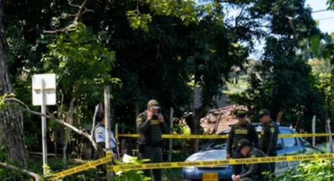 Macabro hallazgo en La Victoria, Valle del Cauca: encuentran el cuerpo de un menor de 13 años de edad abandonado en un potrero
