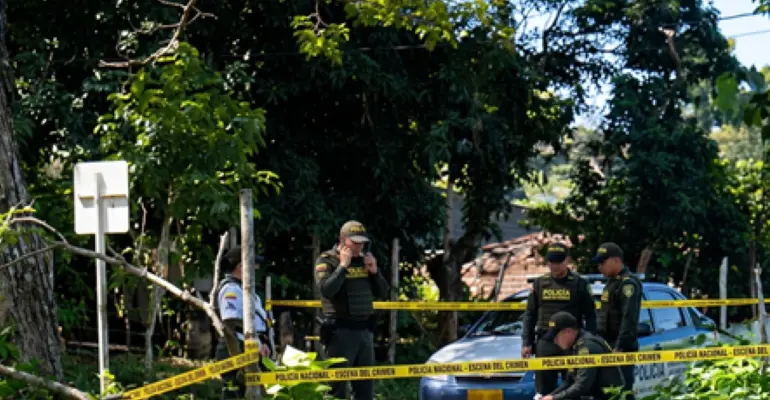 Macabro hallazgo en La Victoria, Valle del Cauca: encuentran el cuerpo de un menor de 13 años de edad abandonado en un potrero