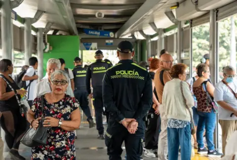 ¿Caleños más juiciosos y seguros en el MIO? Autoridades reportan reducción de infracciones y hurtos en el sistema