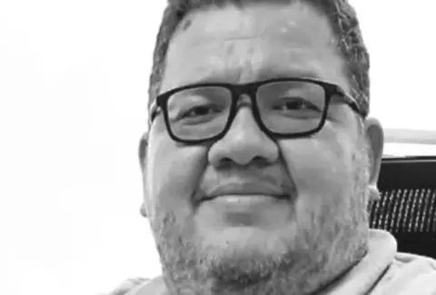 Cristian Herrera, reconocido periodista en Cúcuta, fue asesinado: lo mataron delante de su familia al llegar a casa