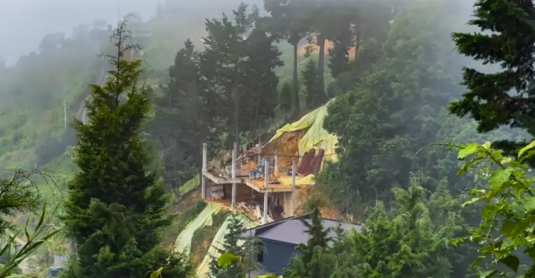 Frenan el urbanismo pirata en Medellín: van 35 obras suspendidas en el Cerro de las Tres Cruces