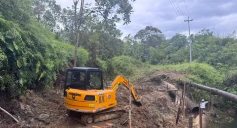 Gobernadora del Valle ordena acelerar la reparación de tubería que abastece al 70 % de Buenaventura para restablecer el agua este sábado 20 de junio