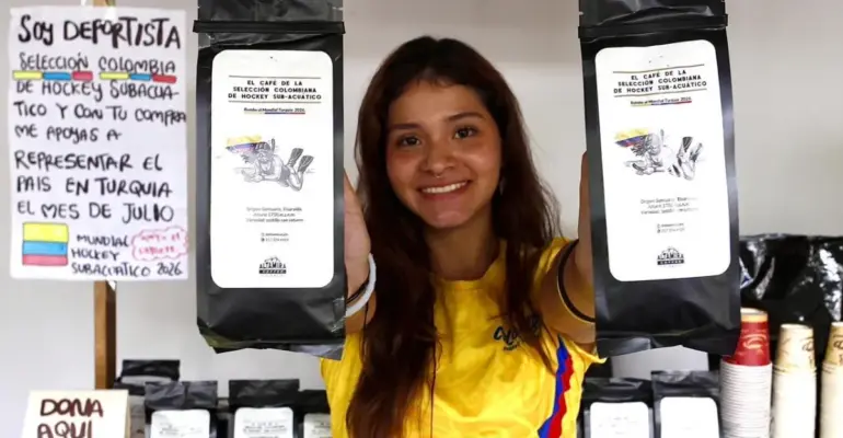 La historia de la deportista paisa que tuvo que vender café para poder representar a Colombia en la copa del mundo de hockey subacuático en Turquía