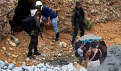 Un socavón colapsó en Santander de Quilichao, en el norte del Cauca, donde un minero murió y otro quedó crítico: 'Tranquilo, ya está fuera, compañero'