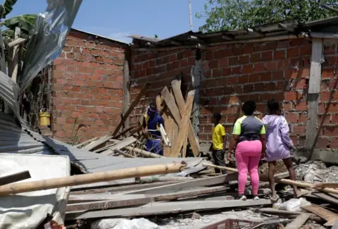 202 hogares de Brisas de las Torres se postularon al subsidio temporal de arrendamiento, tras el desalojo en el corregimiento de Navarro en Cali