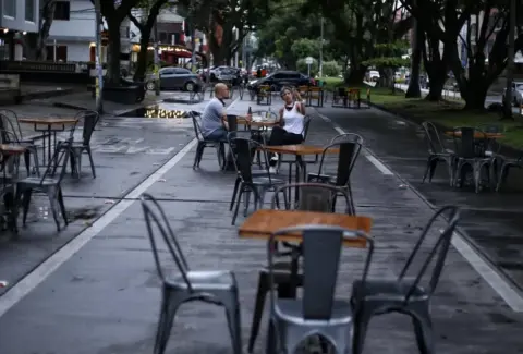 A fuego lento y sin ingresos: la receta que plantea el sector gastronómico al Gobierno Nacional para sobrevivir tras el sismo en Cali y el Valle