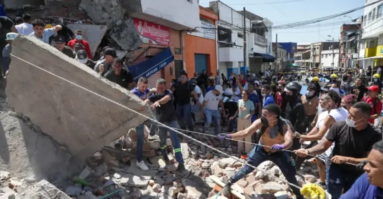 Colombia se moviliza por las víctimas del terremoto más devastador en 27 años