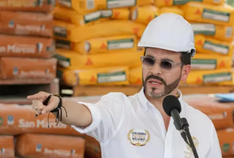 'Estaré al tanto de la reconstrucción que se haga en el Valle': presidente De La Espriella destinará bienes de narcos para las víctimas del terremoto