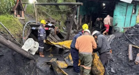 Cuatro mineros están atrapados tras explosión en mina subterránea de carbón en Santander: equipos de la Agencia Nacional de Minería iniciaron rescate