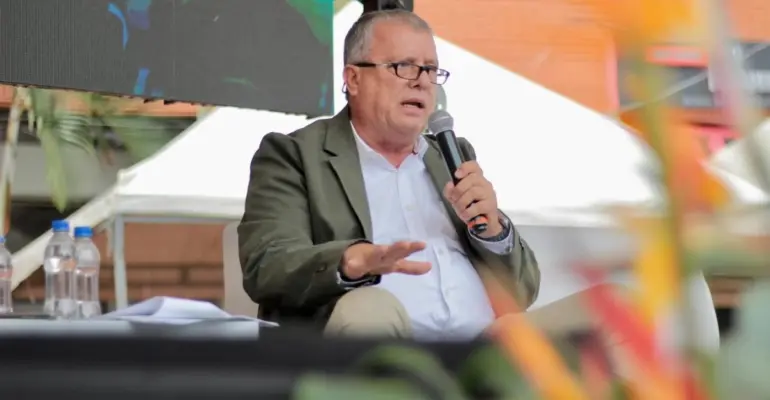 Alcalde de Dosquebradas denuncia que fue víctima de estafa tras falsas promesas de ayudas por el terremoto: se hicieron pasar por un senador