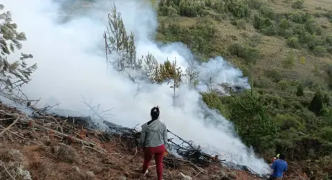 Alerta por incendios forestales en Colombia: 18 siguen activos y Tolima concentra casi la mitad, según la UNGRD
