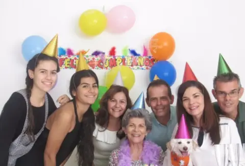 ‘Estoy aquí, soy Liz’: sobrevivió horas bajo los escombros del terremoto de Pereira, pero perdió su casa, a su mamá, a su hermano y a su pareja