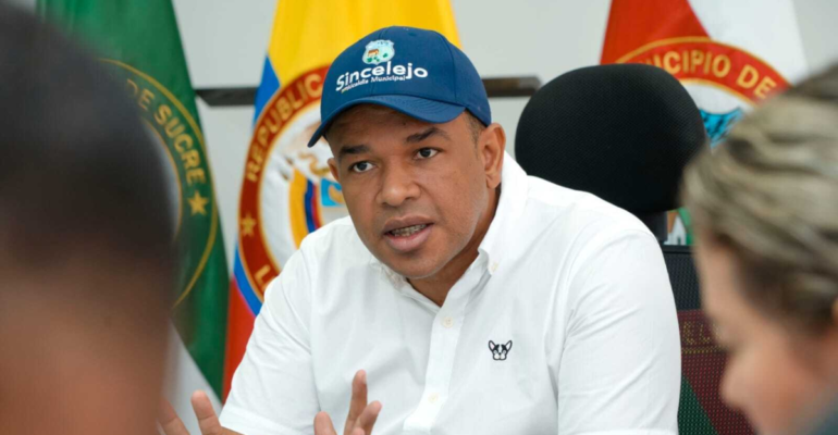 Yahir Acuña, alcalde de Sincelejo, se pronunció tras el anuncio de Estados Unidos de revocarle su visa y aseguró que va a 'solicitarla nuevamente'