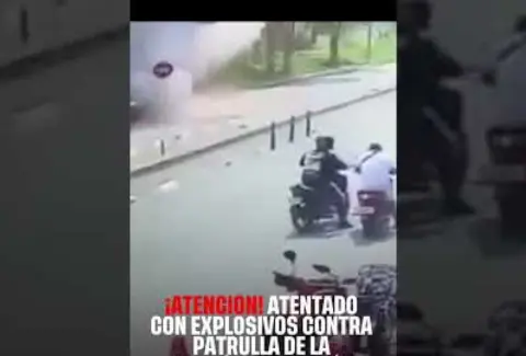 Video del momento del atentado con explosivos contra la Policía en Popayán, Cauca: en el ataque terminaron heridos dos agentes y tres civiles
