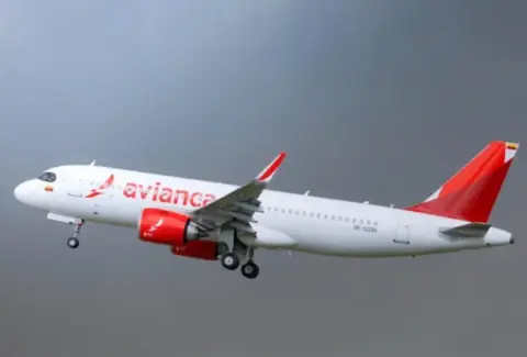 Pasajera del vuelo Medellín - Nueva York contó detalles sobre la angustia y el susto ante las fuertes turbulencias: 'No nos matamos por un poquito'